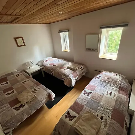 Farm stay Smidstrupvej 3 - The Gadbjerg